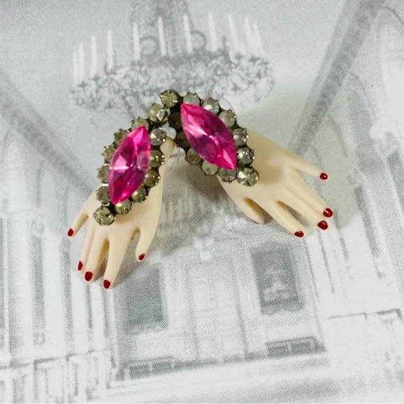 Amazing hand embellished vintage porcelain doll hand Earrings 00AK - Picture 2 of 3